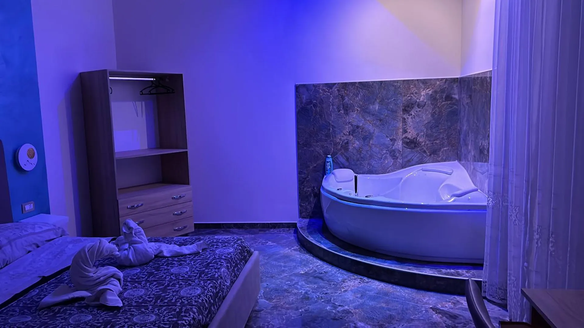 Апартаменты Vincent House Неаполь