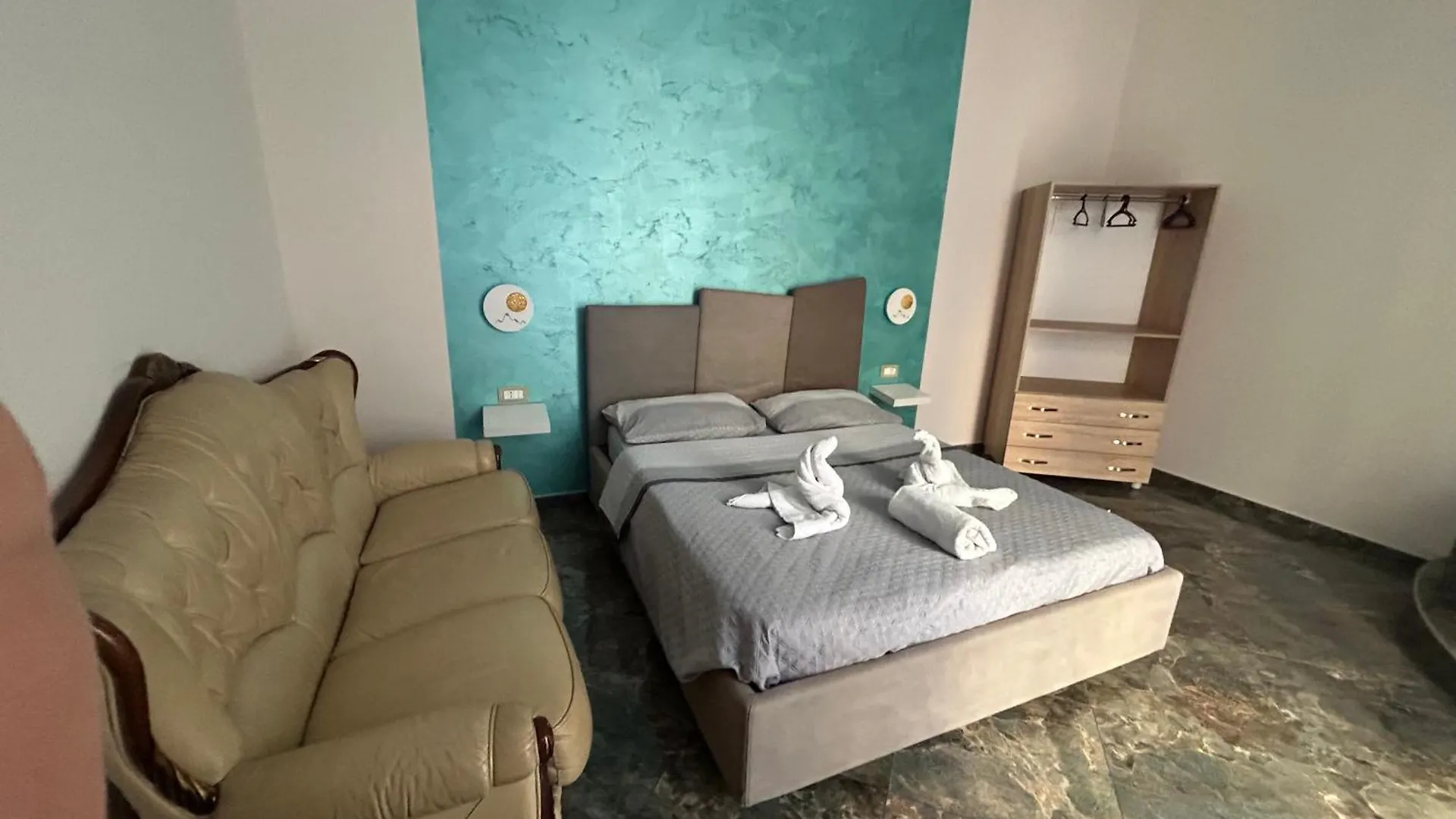 Vincent House Apartment Naples